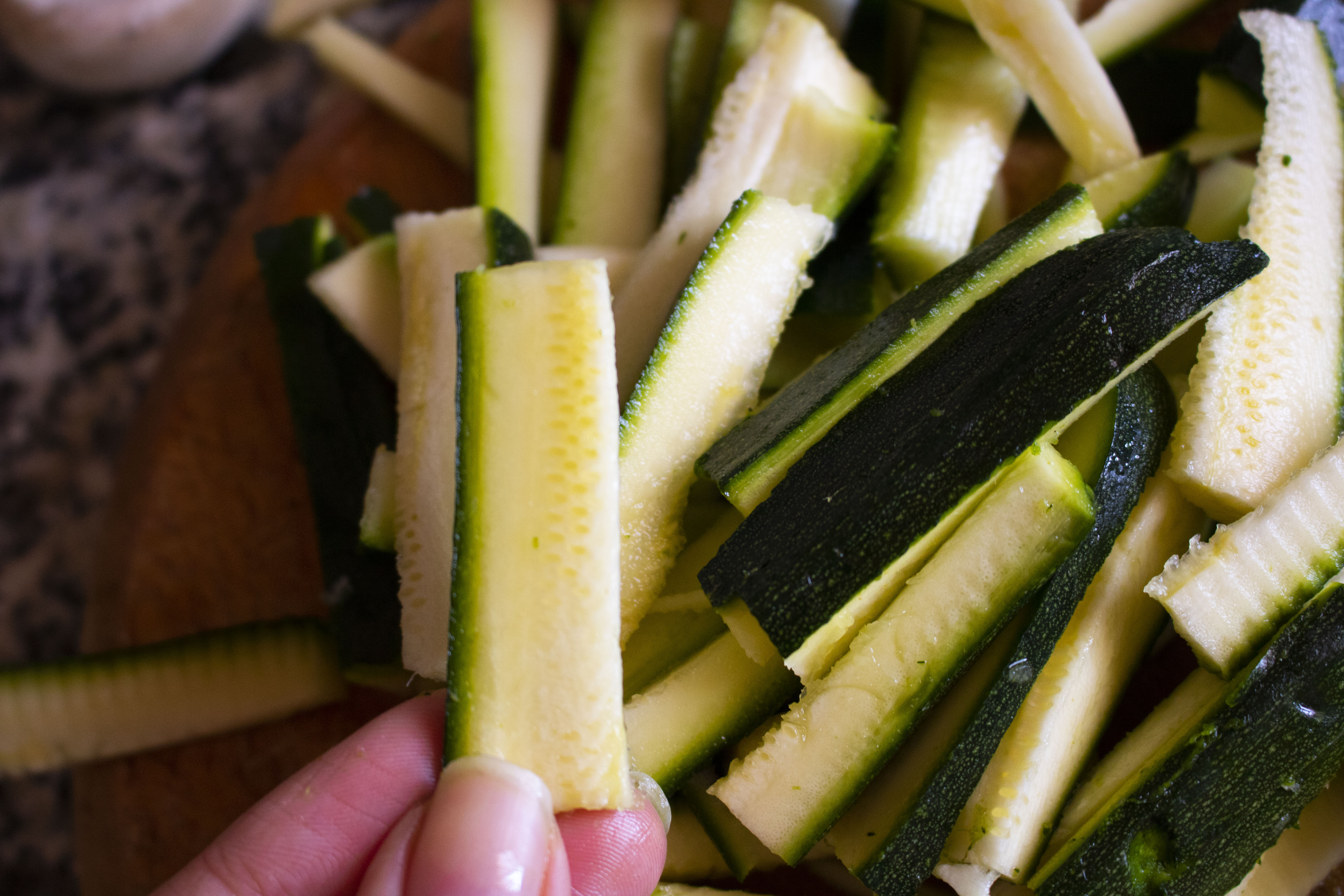 La ricetta dei miei Veg Noodles: sapori orientali a tavola.