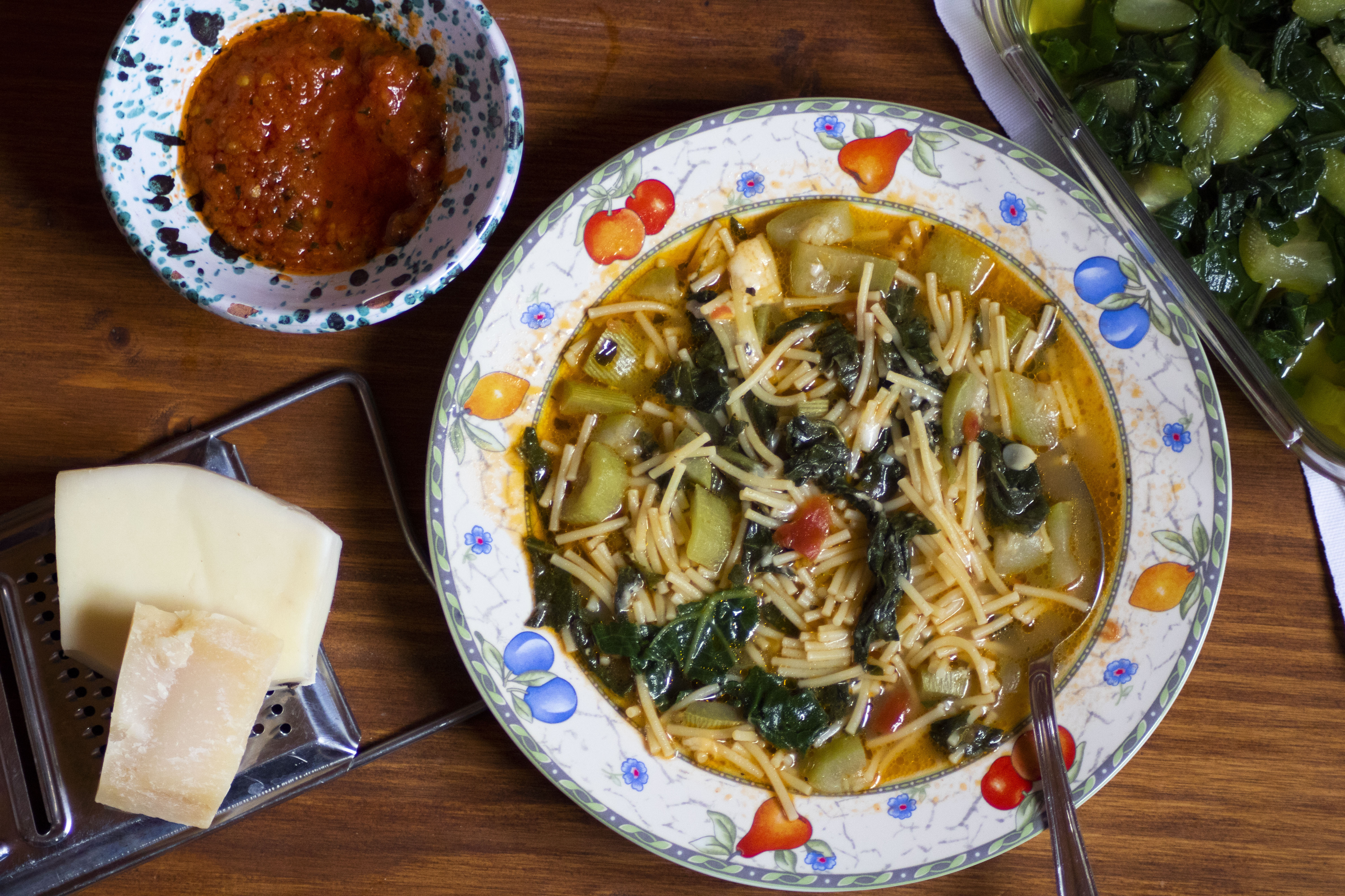 Pasta coi tenerumi e zucchine e un buon cacio cavallo